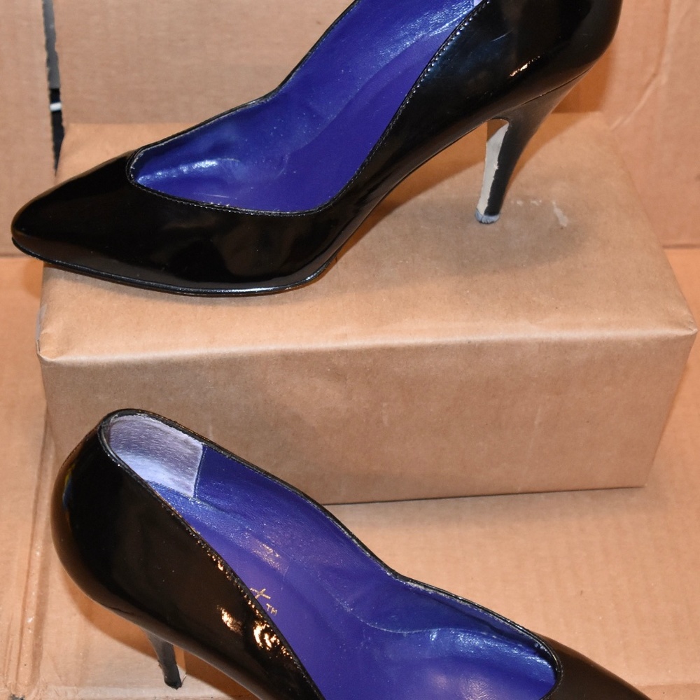 NINE WEST LIMITED PATENT PUMPS 8M